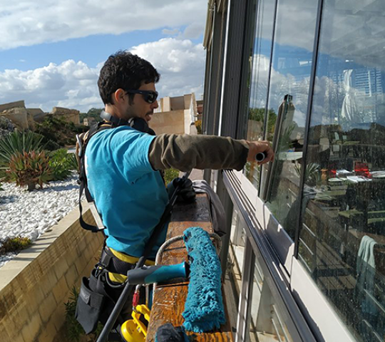 Spic & Span Professional Window Cleaning Services
